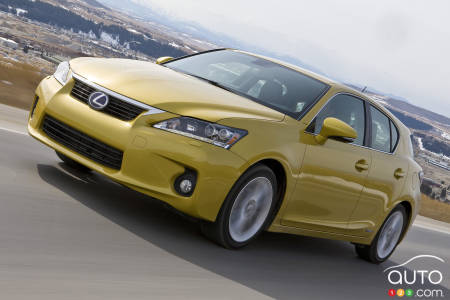 Lexus CT200h